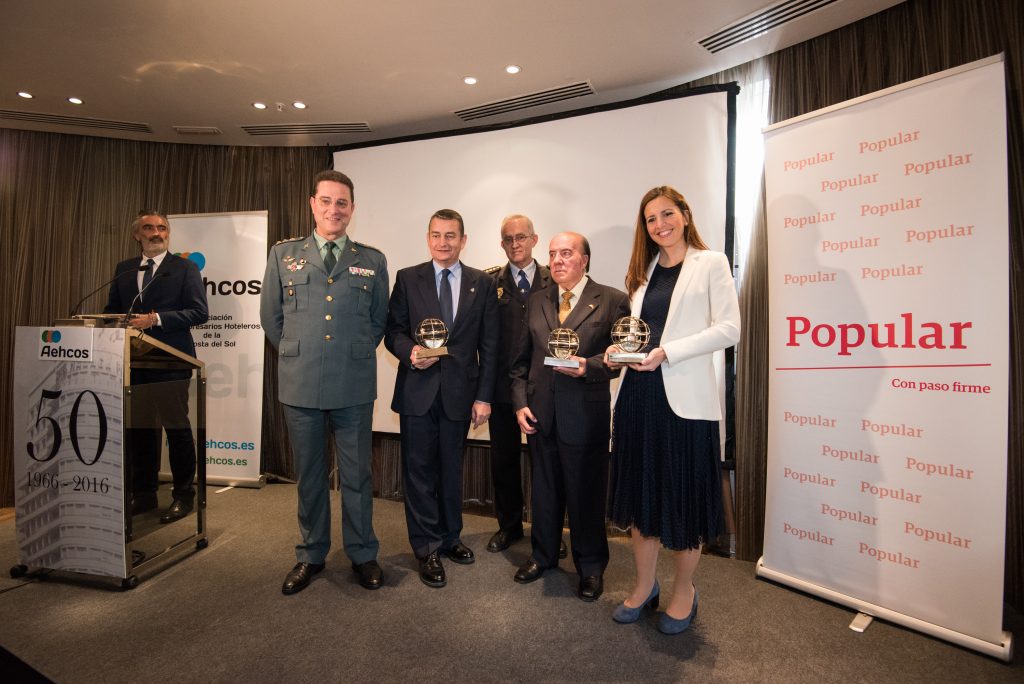 Entrega de los IX Premios AEHCOS