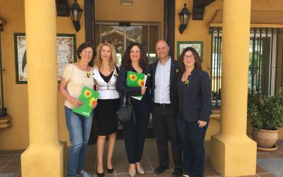 Susan Hannan (Vicepresidenta y Ex Directora de Enfermería), Noemí Román, Silvia Ortega, Angel Krebbers (Responsable de comunicación y Captación de Fondos), Esther Ráez Martínez (Eventos - Fundraiser)