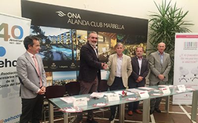 Acuerdo de colaboración entre AEHCOS y Cruz Roja Malaga